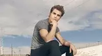 Комедийный сериал Пола Уэсли и намеки Джули Плек на расширение франшизы Дневников вампира