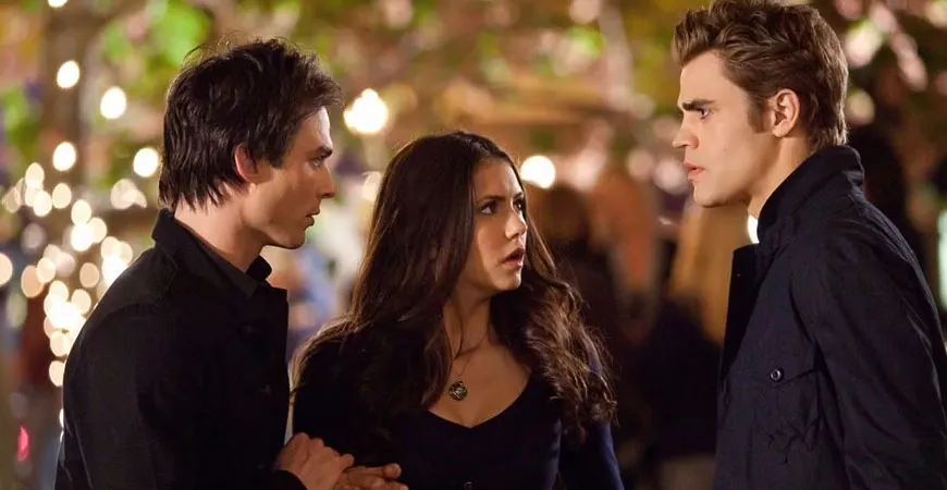 В чем секрет любовного треугольника в Дневниках вампира